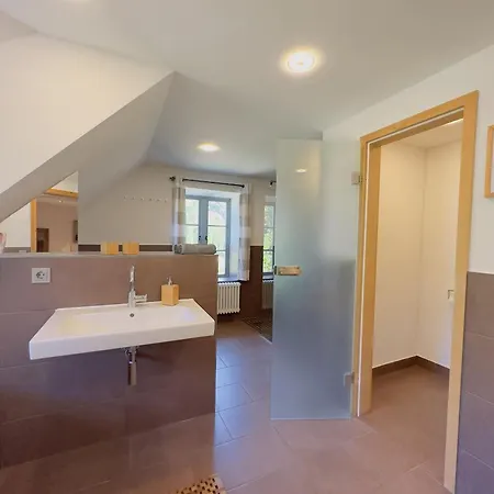 公寓 Kleine Flucht Neuendorf 普特布斯